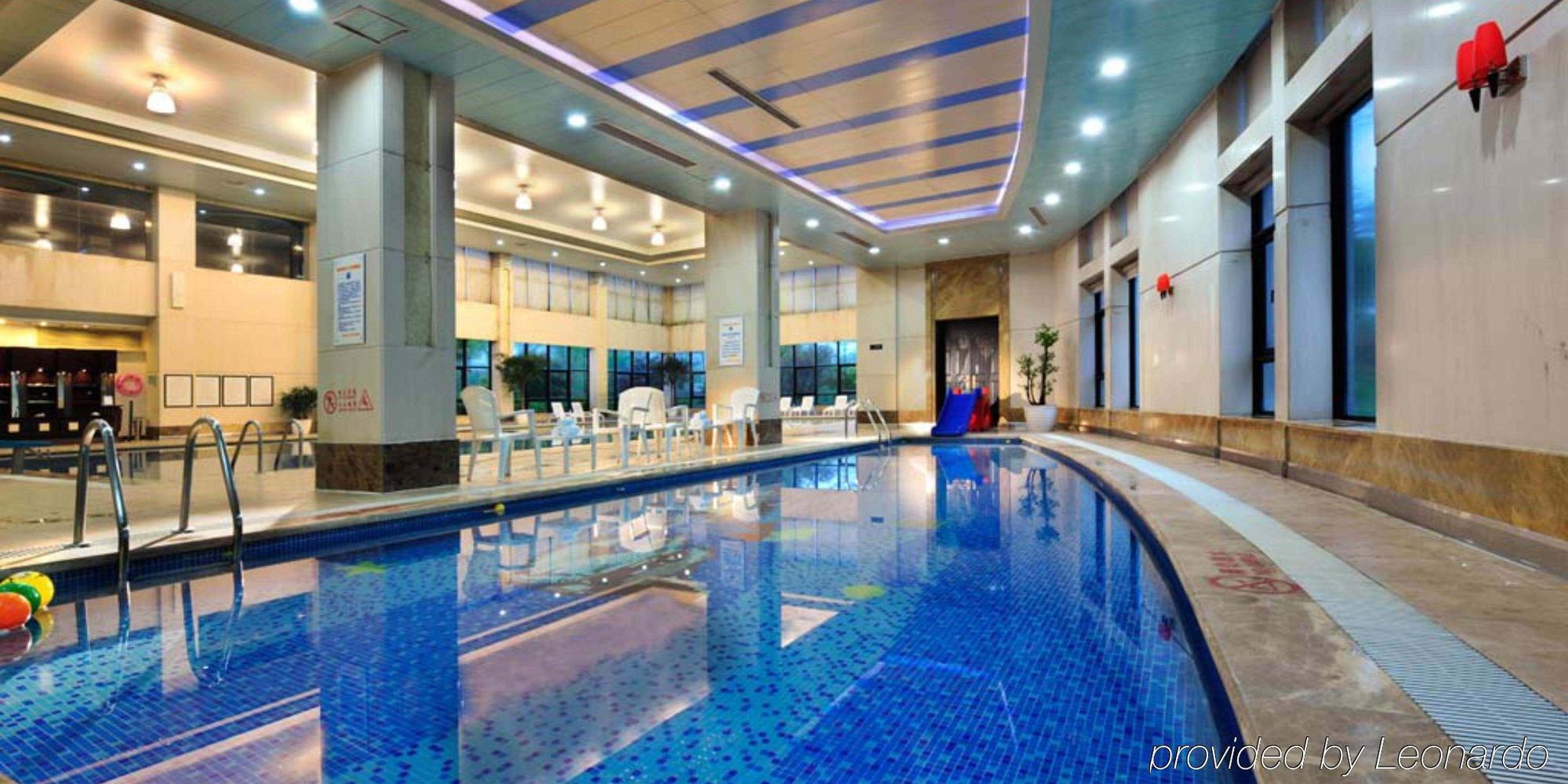 Crowne Plaza Hangzhou Xanadu Resort Exterior foto
